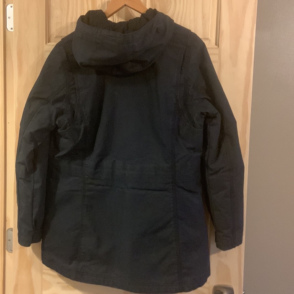 LL Bean Women’s black winter hooded coat. - Picture 4 of 4